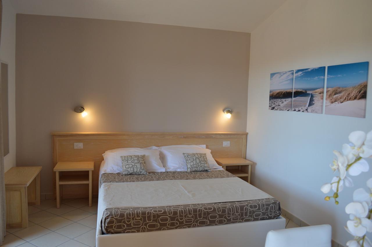 סאן תאודורו Guest Rooms Affittacamere מראה חיצוני תמונה