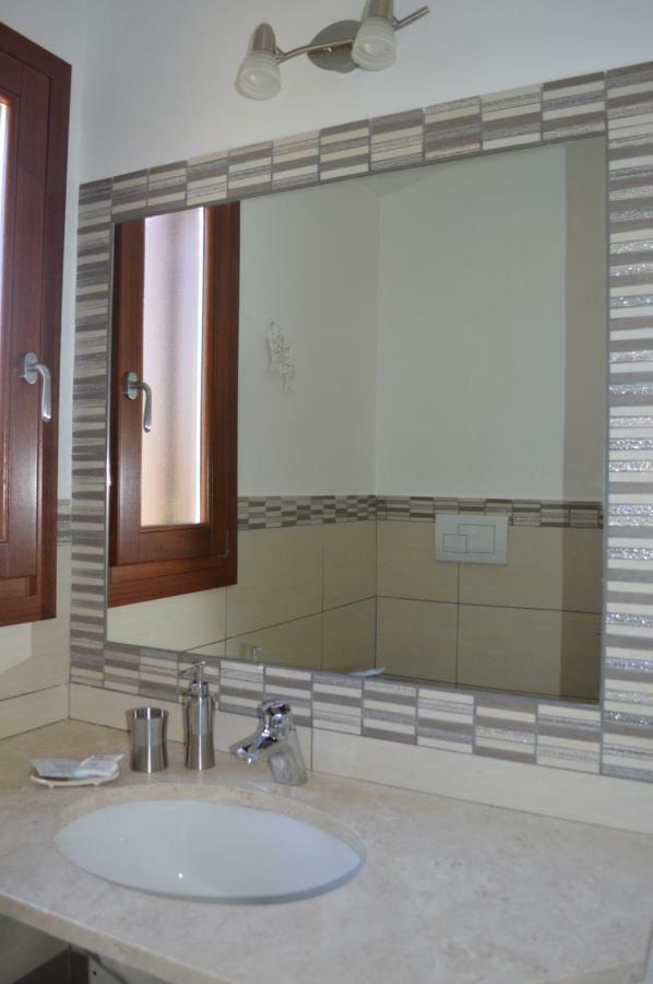 סאן תאודורו Guest Rooms Affittacamere מראה חיצוני תמונה